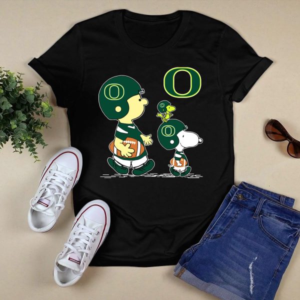 Oregon Ducks Peanuts Characters Football with Big O T Shirt 1