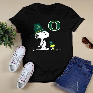 Oregon Ducks Snoopy Woodstock Peanuts O T-Shirt