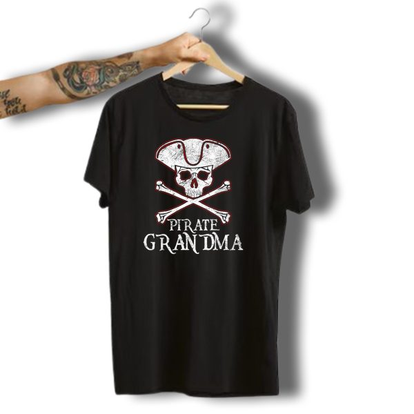 Pirate Grandma Funny Halloween Skull Captain Crossbones T Shirt t shirt 1