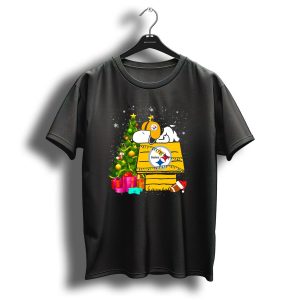 Pittsburgh Steelers Snoopy Christmas Peanuts Doghouse Football T Shirt