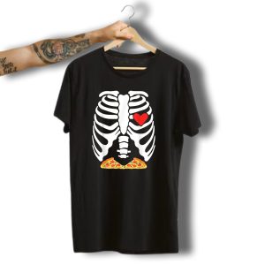 Pizza Pregnancy Skeleton Rib Cage Xray Halloween Heart T-Shirt