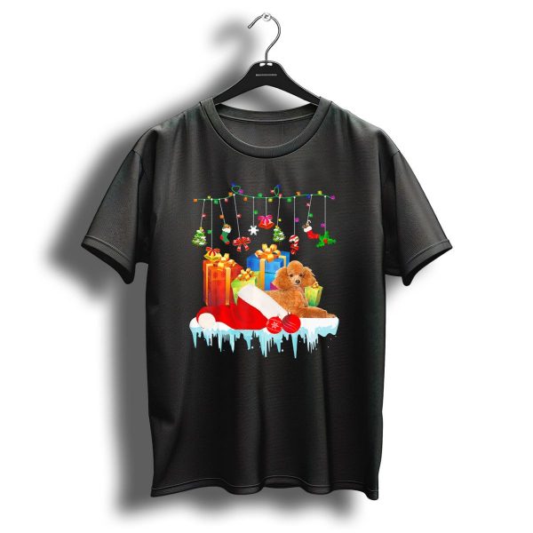 Poodle With Santa Hat And Christmas Gifts At Holiday Fair T Shirt 1 t shirt 1