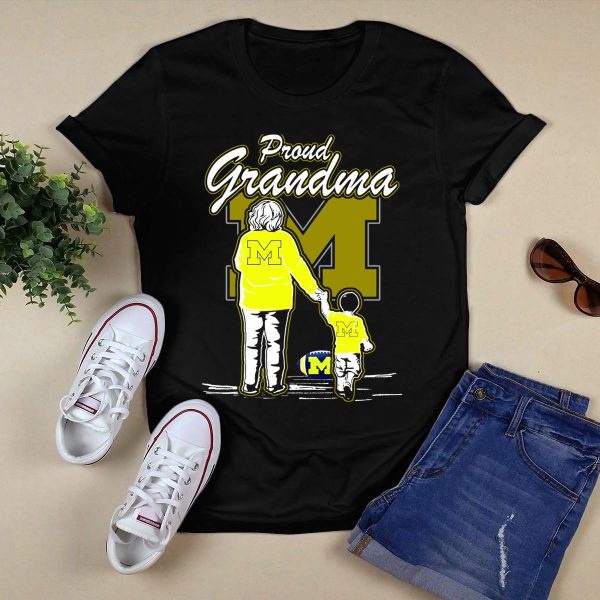 Proud Grandma Michigan Wolverines Football Fan with Large M T Shirt Black 1