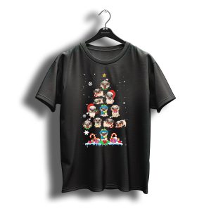 Pug Christmas Tree Santa Hat Snowflakes Merry Pugmas Festive Dogs T-Shirt