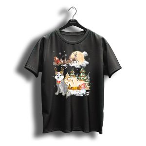 Santa'S Sleigh And Wolf In Christmas Town Wonderland T-Shirt