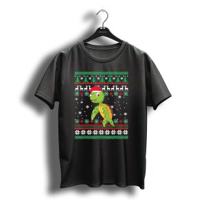 Sea Turtle With Santa Hat Christmas Sweater Pattern Snowflakes Reindeer Trees T-Shirt