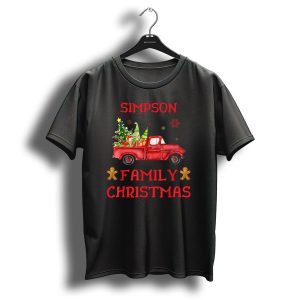 Simpson Family Christmas Old Red Truck With Tree And Gingerbread Men T-Shirt