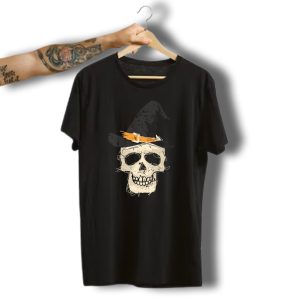 Smiling Halloween Skull In Witch Hat Cute Present T-Shirt