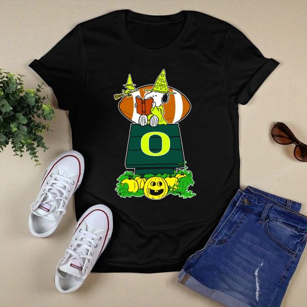 Snoopy Halloween Oregon Ducks Football Pumpkin House T Shirt 1