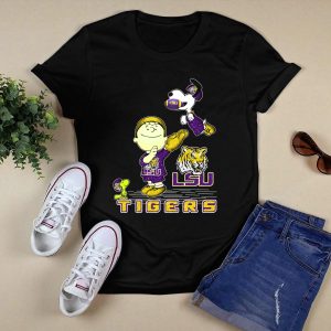 Snoopy Lsu Tigers Football Team Spirit T-Shirt