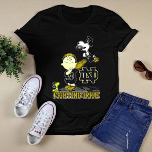 Snoopy Notre Dame Fighting Irish Peanuts Football Team Spirit T-Shirt
