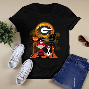 Snoopy And Charlie Brown Pumpkin Georgia Bulldogs Halloween Moon Shirt