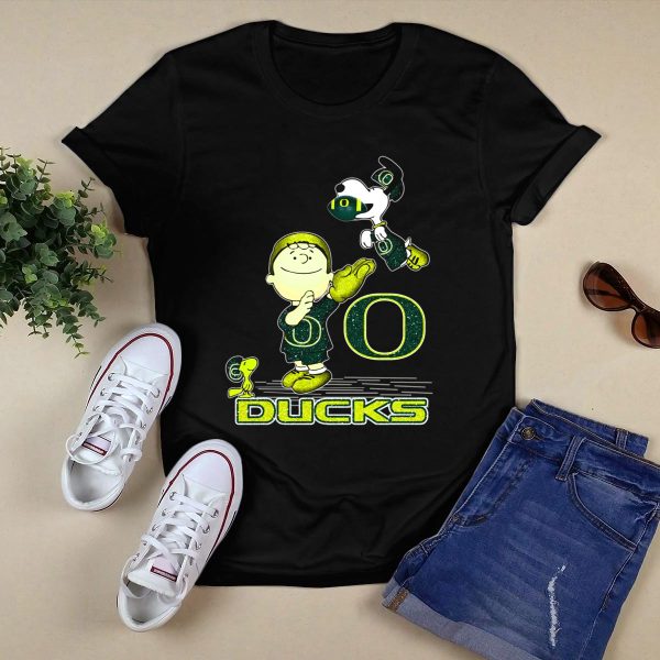 Snoopy and Woodstock Celebrate Oregon Ducks Football with Charlie Brown T Shirt 1