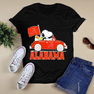 Snoopy And Woodstock Driving Red Car Alabama Crimson Tide Flag T Shirt
