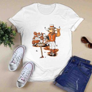 Texas Longhorns Mascot Celebrating Sec Victory T-Shirt