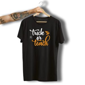 Trick Or Teach Halloween Teacher Candy Spider T-Shirt