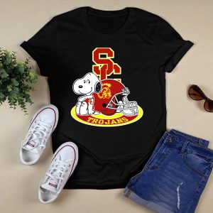 Usc Trojans Snoopy Football Helmet T-Shirt