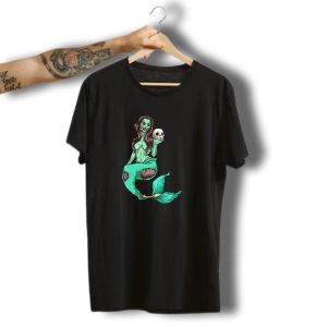 Zombie Mermaid Skeleton Halloween Costume With Skull Pose T-Shirt